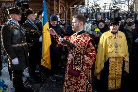 Kyiv pays tribute to Heavenly Hundred Heroes