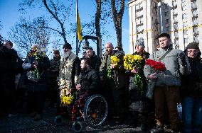Kyiv pays tribute to Heavenly Hundred Heroes