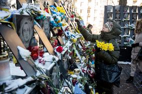 Kyiv pays tribute to Heavenly Hundred Heroes