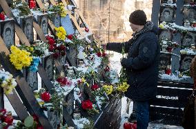 Kyiv pays tribute to Heavenly Hundred Heroes