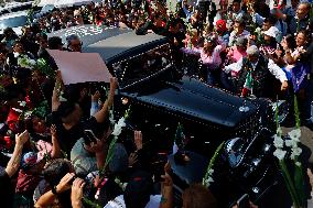 With Tribute, They Say Goodbye To The Mexican Singer Paquita La Del Barrio