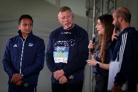 Boris Becker And Wife At Half Marathon - Naples