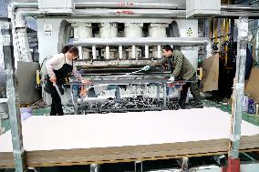 World First Aldehyde-free Density Board Production Line