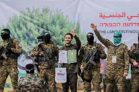 Hamas Hands Over Israeli Hostages To Red Cross - Gaza