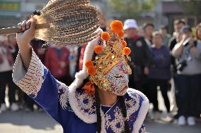 Taiwanese Artists Perform to Welcome The New Year at the Tianhou Palace in Quanzhou