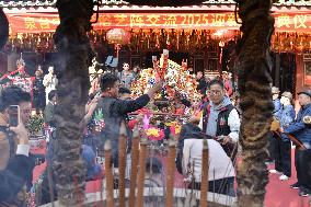 Taiwanese Artists Perform to Welcome The New Year at the Tianhou Palace in Quanzhou