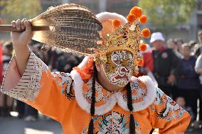 Taiwanese Artists Perform to Welcome The New Year at the Tianhou Palace in Quanzhou