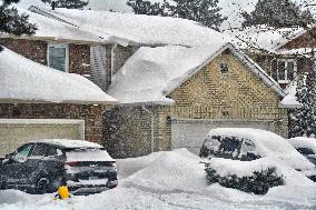 Daily Life During Winter In Toronto, Canada