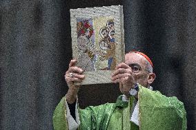 Cardinal Reina Mass for Pope Francis Healing - Rome