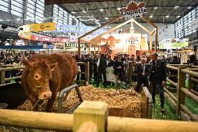 Eric Ciotti at the Agricultural Fair in Paris - FA