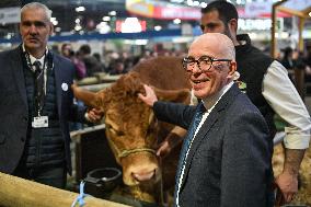 Eric Ciotti at the Agricultural Fair in Paris - FA