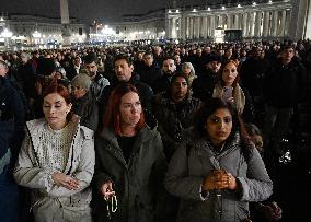 Nightly Rosary Prayer For Pope Francis’s Recovery - Vatican