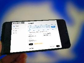 DeepSeek API