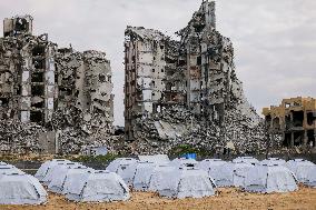 Life Amid Ruins in Gaza