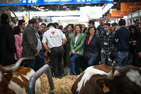 Politicians at Agriculturel Fair - Paris