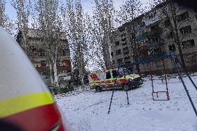 Russian Guided Aircraft Bomb Hit An Apartment Building In Kostiantynivka, Donetsk Region.