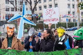 Climate Activists Flash-Mob During COP26 In Rome.