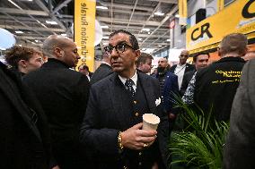 French politicians at the Agricultural Fair in Paris - FA