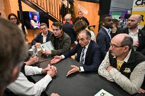 French politicians at the Agricultural Fair in Paris - FA