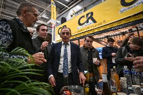 French politicians at the Agricultural Fair in Paris - FA