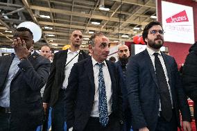 French politicians at the Agricultural Fair in Paris - FA