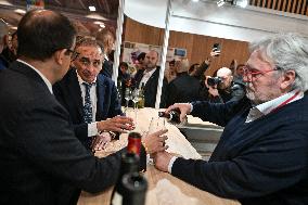 French politicians at the Agricultural Fair in Paris - FA
