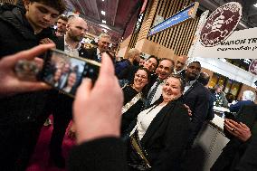 French politicians at the Agricultural Fair in Paris - FA