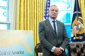 Donald Trump signs an executive order - Washington