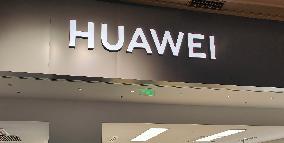 Huawei Smart Home Products Store in Shanghai