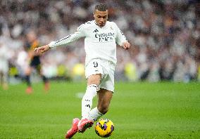Real Madrid CF v Girona FC - La Liga EA Sports