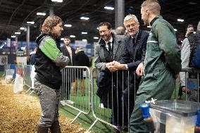 Laurent Wauquiez visits the Agricultural Show - Paris AJ