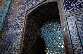 Iran-Sheikh-Lotfollah-Mosque In Isfahan