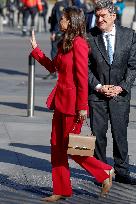 Spanish Royals Present Anne Leibovitz Portraits - Madrid