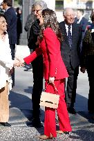 Spanish Royals Present Anne Leibovitz Portraits - Madrid