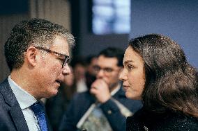 Socialist Party visits the Agricultural Show - Paris AJ