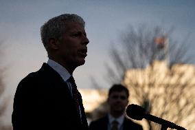 Chris Wright Addresses Media After Cabinet Meeting Amid Tensions Over Musk