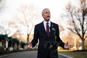 Chris Wright Addresses Media After Cabinet Meeting Amid Tensions Over Musk