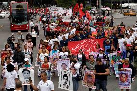 Demontration For 125th Global Action For Ayotzinapa