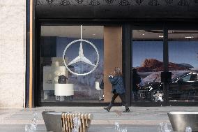 Mercedes Benz Layoffs in China