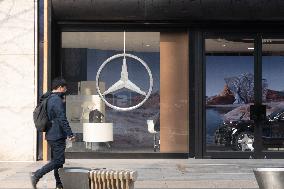 Mercedes Benz Layoffs in China