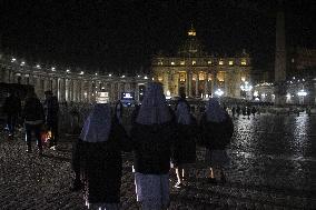Rosary for Pope Francis Health - Italy
