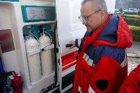 Zakarpattia receives new ambulances for emergency medical care