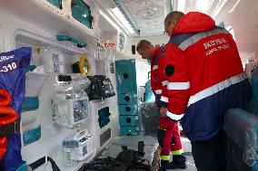 Zakarpattia receives new ambulances for emergency medical care