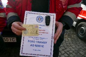 Zakarpattia receives new ambulances for emergency medical care