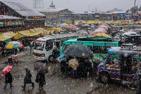 Snowfall In Kashmir