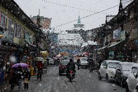 Snowfall In Kashmir