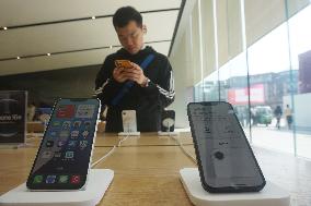 iPhone16e