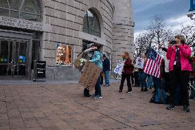 USAID Workers Say Goodbye To Headquarters