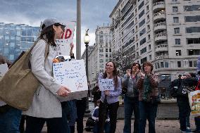 USAID Workers Say Goodbye To Headquarters