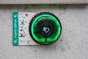 German Public Defibrillator